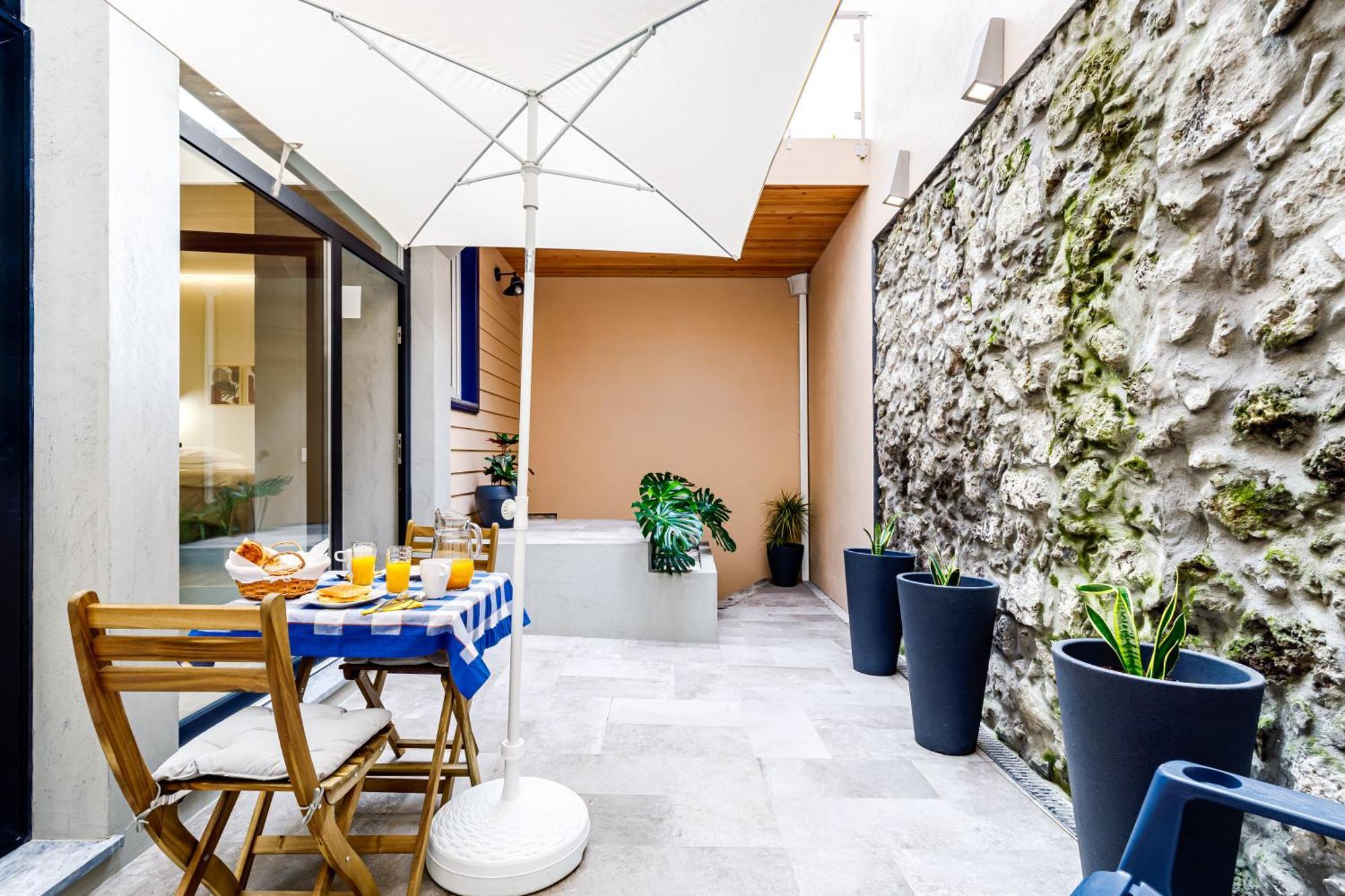 Ladomar Avenida Apartment Horta  Exterior photo